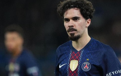 星空体育-卫冕冠军太犀利：狂轰5球，掀翻切尔西，恩里克目标直指欧冠冠军